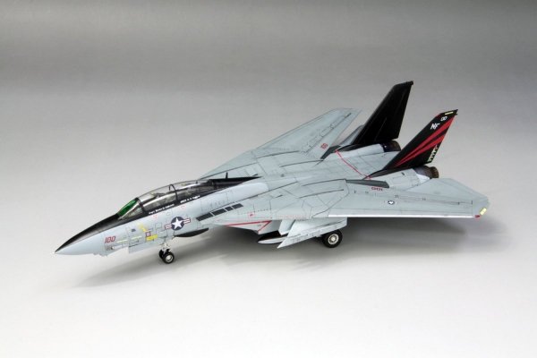 Fine Molds FP32 US Navy F-14A Fighter Aircraft Tomcat 1/72