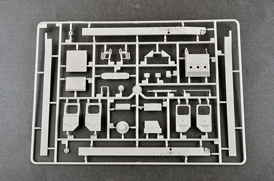 Trumpeter 01069 PHL-03 Multiple Launch Rocket System 1/35