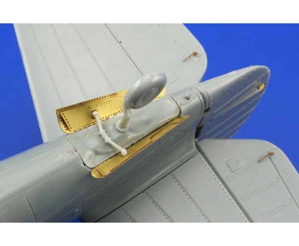 Eduard 32286 P-40M exterior HASEGAWA (1:32)