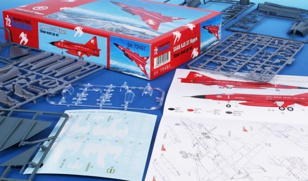 Special Hobby 72497 AJ-37 Viggen 'Show Must Go On' 1/72