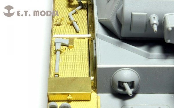 E.T. Model E35-030 WWII German Pz.Kpfw.III Ausf.J Basic (For DRAGON 6463/6394) (1:35)