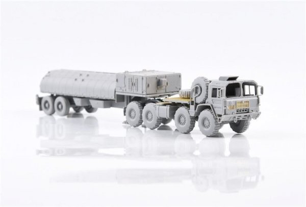 Modelcollect UA72340 Nato M1014 MAN Tractor &amp; BGM-109G Ground Launched Cruise Missile 1/72
