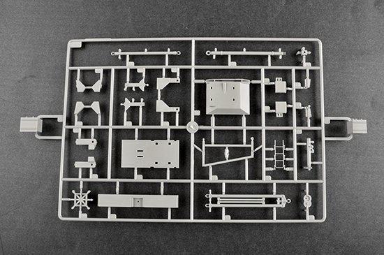 Trumpeter 01079 KET-T Recovery Vehicle Based on MAZ-537 Heavy Truck 1/35