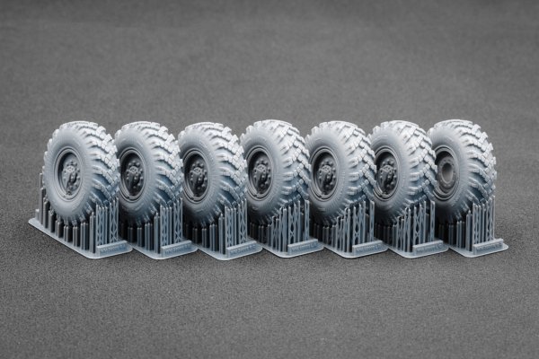 ScaleX WM 35008 Kamaz 4310 Ordinary wheel set (for ICM) 1/35