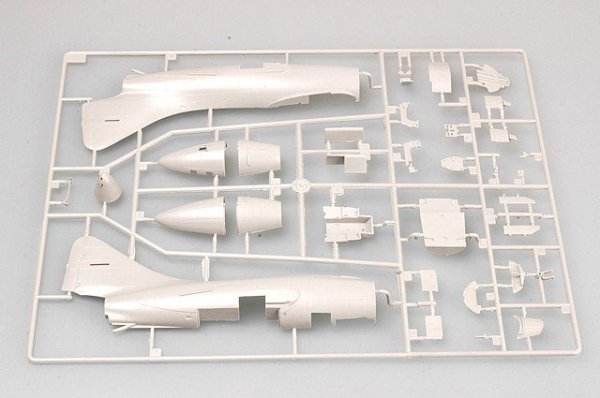 Trumpeter 02833 US.NAVY F9F-2P PANTHER (1:48)