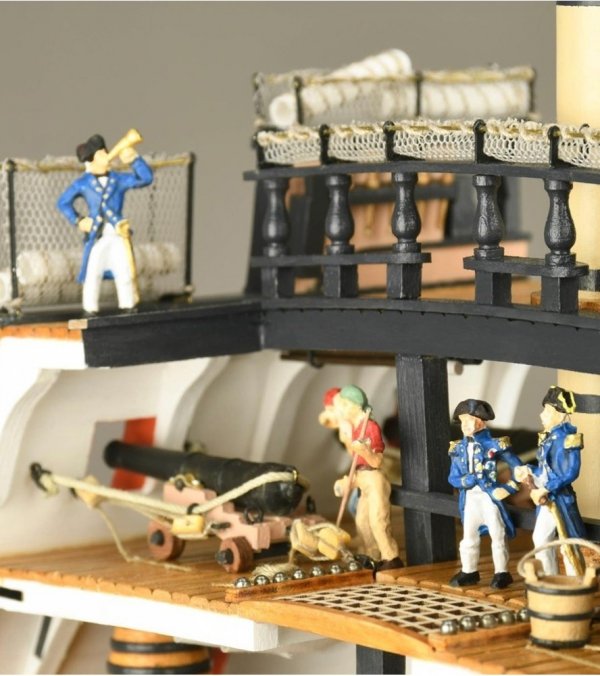 ARTESANIA LATINA 20500 Przekrój sekcji okrętu HMS Victory 1/72