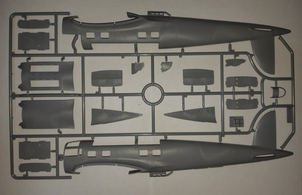 ICM 48264 He 111H-20, WWII German Bomber 1/48