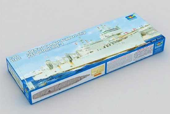 Trumpeter 05786 AOE Fast Combat Support Ship USS Detroit (AOE-4) 1:700