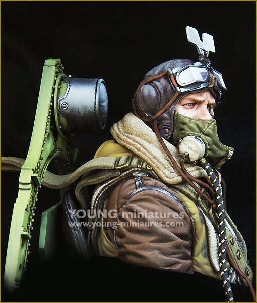 Young Miniatures YM1868 RAF Spitfire Mk.l Pilot WWll 1/10