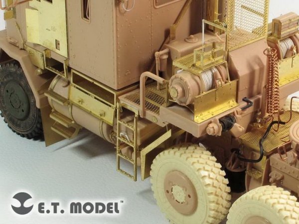 E.T. Model E35-131 Modern U.S. M1070 Truck Tractor (For HOBBY BOSS 85502) (1:35)