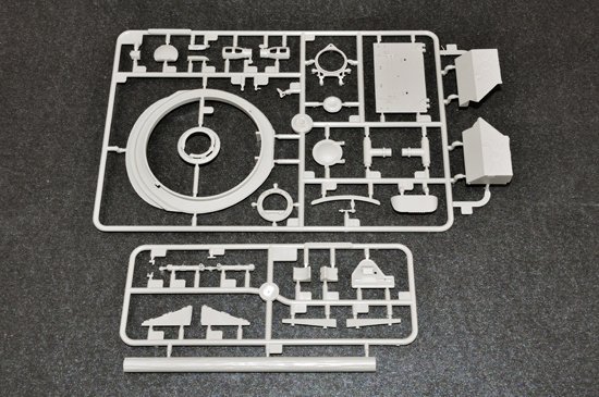 Trumpeter 05547 Soviet T-10A Heavy Tank 1/35