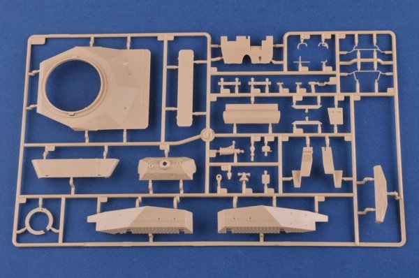 Hobby Boss 84502 Leopard C1A1 (Canadian MBT) 1/35