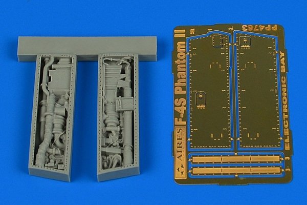 Aires 4763 F-4S Phantom II electronic bay 1/48 ZOUKEI-MURA