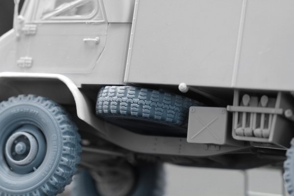 ScaleX WM 35023S Unimog 404 11.0R20 X Sagged v2 Sagged wheel set (for AK-Interactive, ICM, Revell) 1/35