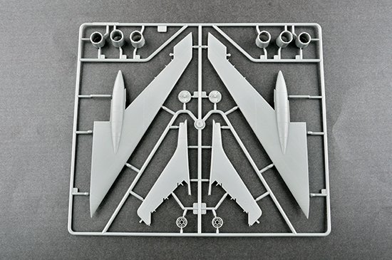 Trumpeter 01688 Tu-128UT Fiddler 1/72