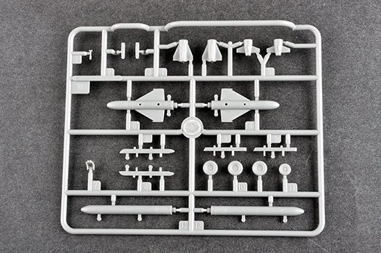 Trumpeter 03930 Xian H-6K Strategic Bomber 1/144