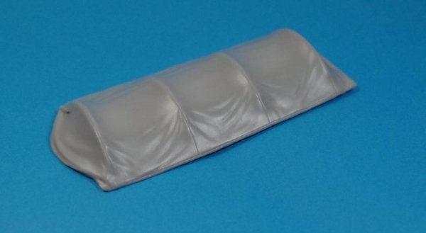 Panzer Art RE35-253 Canvas cover for Sd.Kfz 251 D 1/35