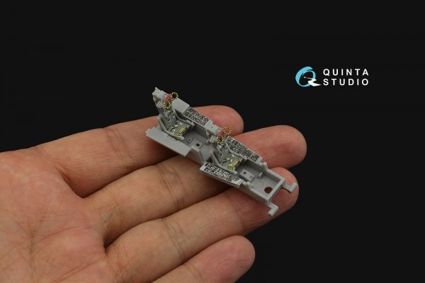 Quinta Studio QD72082 F-4J Early 3D-Printed &amp; coloured Interior on decal paper (Fine Molds) 1/72