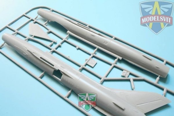 Modelsvit 72027 I-7U Supersonic interceptor prototype 1/72
