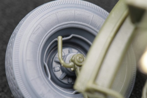 ScaleX WM 35010C ZU 23-2 Ordinary and sagged wheel set (for Trumpeter) 1/35