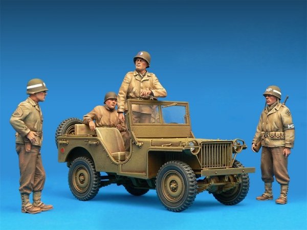 MiniArt 35308 U.S. JEEP CREW &amp; MPs. SPECIAL EDITION 1/35