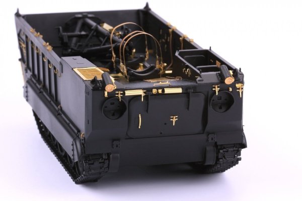 Eduard 36371 M752 Tactical Ballistic Missile Launcher DRAGON 1/35