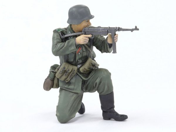 Tamiya 35386 German MG Team Mid-WWII 1/35