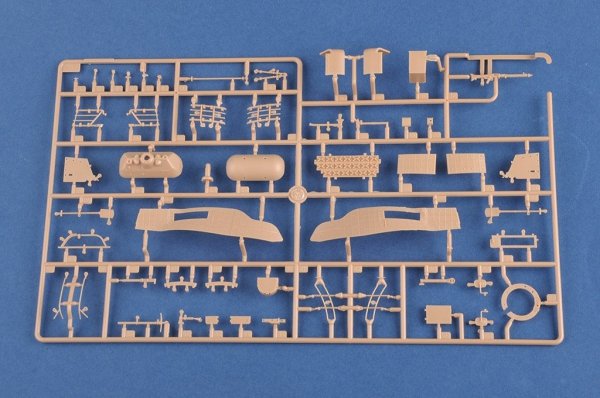 Hobby Boss 84503 Leopard C2 (Canadian MBT) 1/35