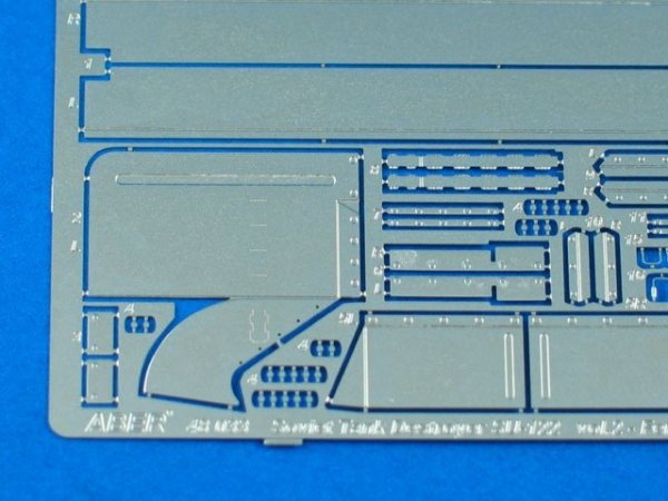 Aber 48033 SU-122 - cz. 2 - zestaw dodatkowy - błotniki Tamiya 1/48