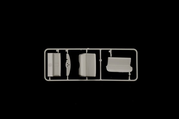 Italeri 13705 Bugatti Type 41 Royal Coupè Napoleon 1/24