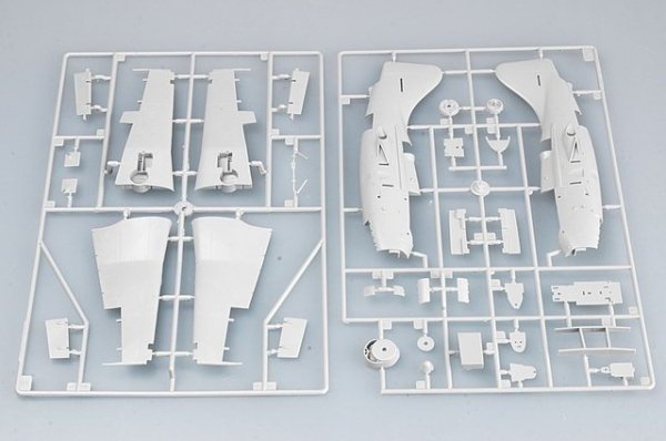 Trumpeter 01630 British Fairey Gannet Mk2 Aircraft (1:72)