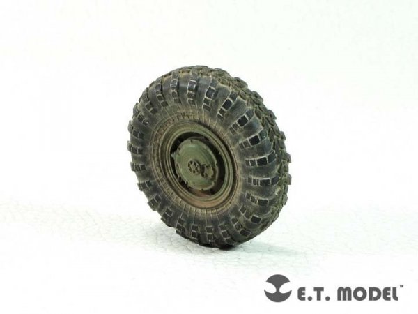 E.T. Model ER35-067 Russian GAZ39371 High-Mobility Multipurpose Military Vehicle Weighted Road Wheels For TRUMPETER 05594 1/35