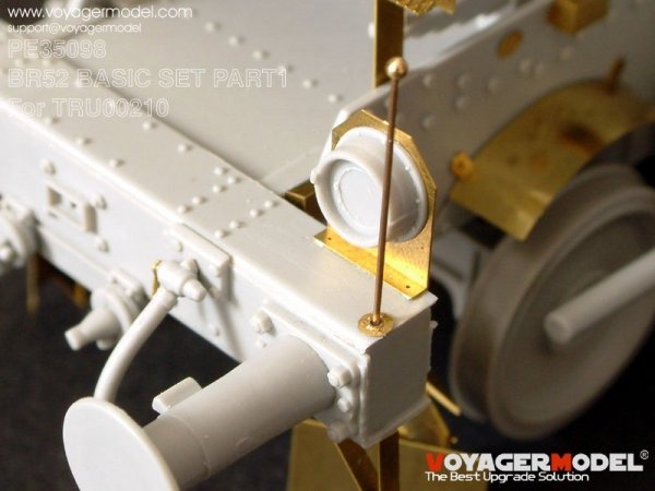 Voyager Model PE35098 BR52 part 1 1/35