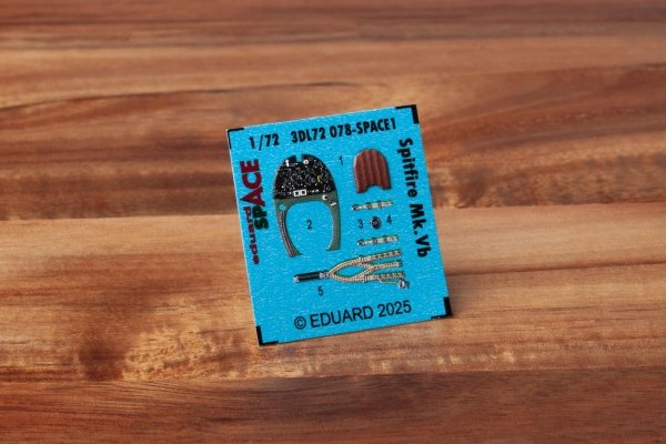 Eduard 3DL72078 Spitfire Mk.Vb SPACE EDUARD (3D Decals) 1/72