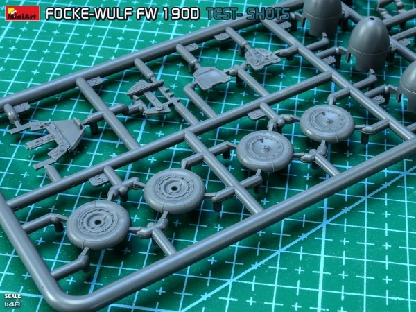 MiniArt 48040 FOCKE-WULF FW 190D-9. MIMETALL PROD. JAGDGESCHWADER 301. BASIC KIT 1/48