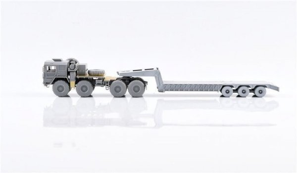 Modelcollect UA72125 German MAN KAT1M1014 8,8 HIGH-Mobility off-road truck with M870A1 semi-trailer (1:72)