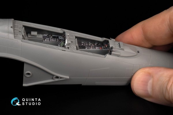 Quinta Studio QDS-48387 F-4E early with slatted wing 3D-Printed &amp; coloured Interior on decal paper (Meng) (Small version) 1/48