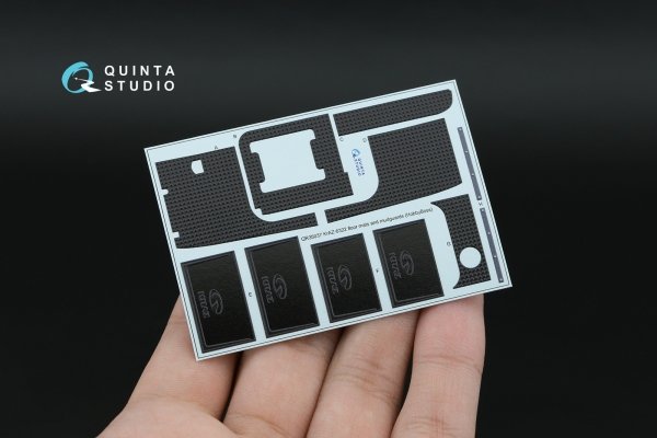 Quinta Studio QR35037 KrAZ-6322 floor mats and mudguards (HobbyBoss) 1/35