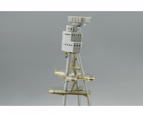 Eduard 53110 USS Arizona part 4 - main top TRUMPETER 1/200