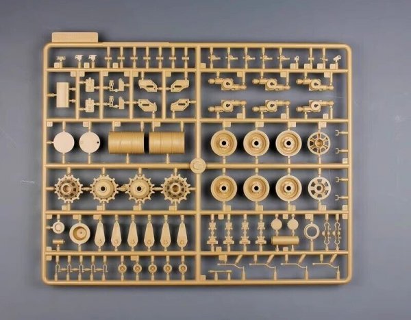 Tiger Model 4655 French Main Battle Tank Leclerc Series XXI MBT 1/35