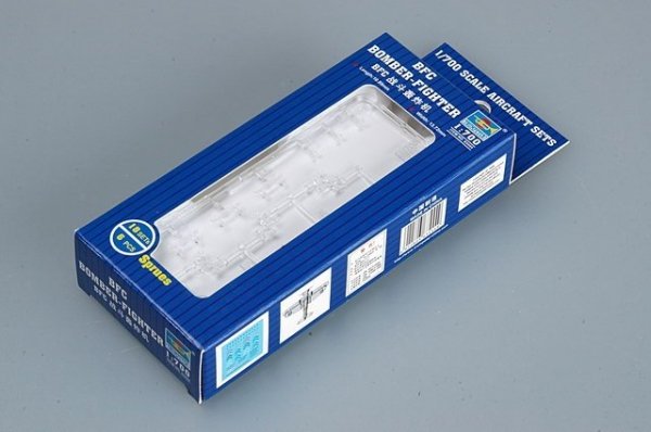 Trumpeter 03444 BFC BOMBER-FIGHTER 1/700