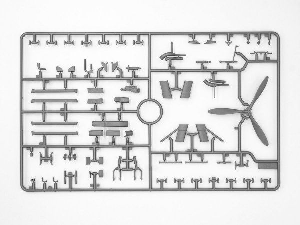 ICM 32024 CR. 42CN WWII Italian Night Fighter 1/32