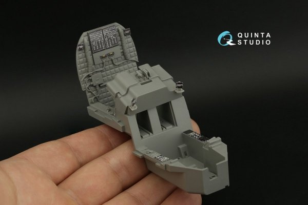 Quinta Studio QDS-35099 AH-64E 3D-Printed &amp; coloured Interior on decal paper (Takom) (Small version) 1/35