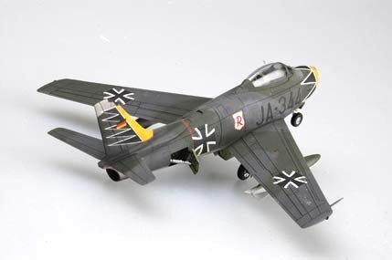 Hobby Boss 80259 F-86F-40 Sabre (1:72)