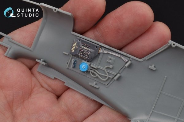 Quinta Studio QD32046 Bf 109G-10 3D-Printed &amp; coloured Interior on decal paper (for Trumpeter kit) 1/32