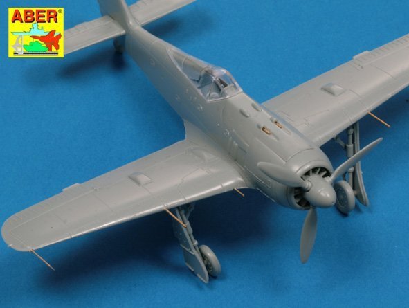 Aber A72004 Armament for German fighter Fw-190 A2-A6  (1:72)