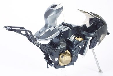 Tamiya 14084 Kawasaki Ninja ZX-12R (1:12)