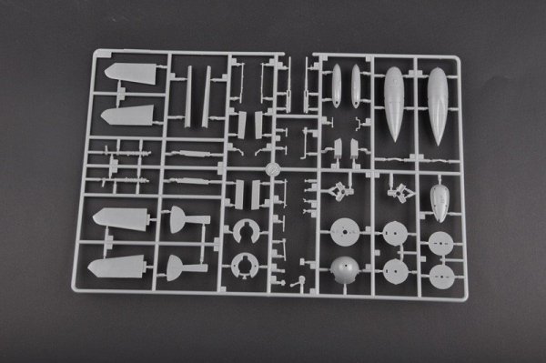 Trumpeter 02293 Messerschmitt Bf 109F-4/Trop (1:32)