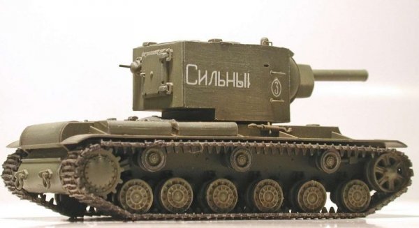 PST 72017 KV-2 Heavy Tank 1/72