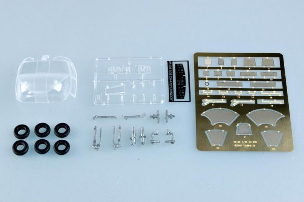 Trumpeter 05105 CH-47D CHINOOK (1:35)